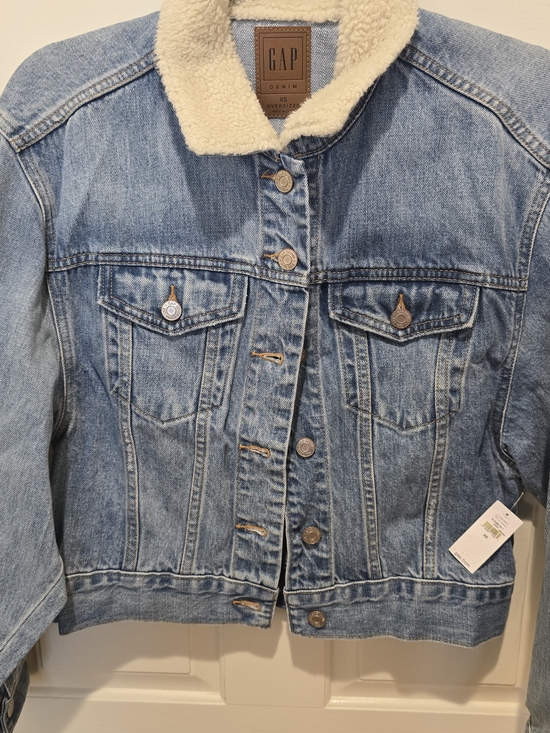 GAP Jackets & Blazers - Gap Denim Sherpa Collar Jean Jacket Womens XS Oversized Light Wash Trucker